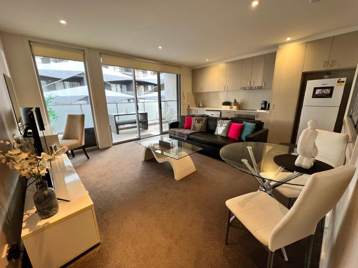 Envy 30 Luxe 1 Bedroom Executive Apartment In The Heart Of Braddon Wine Wifi Secure Parking Canberra Exterior photo